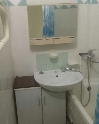 ������� � ������ 3-������� �������� (��.�����) �-� ��������, ������� �� ���� �. ���� 1