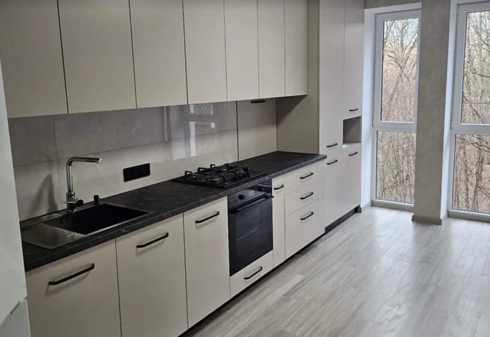   1   .  ,  Forest Home,  .  1