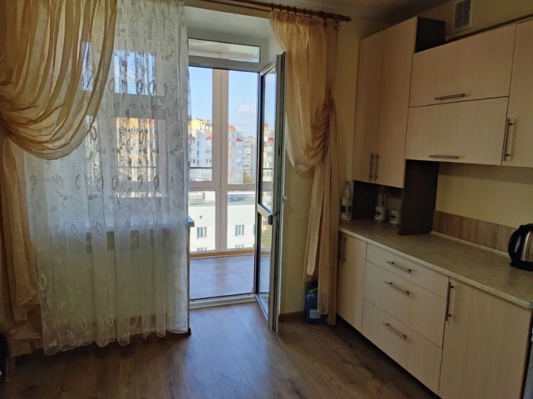 Здається 1-но кімнатна квартира. Ремонт, техніка, меблі. Район Поділля фото 1 Здається 1-но кімнатна квартира. Ремонт, техніка, меблі. Район Поділля фото 1