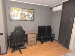 Здається 1-но кімнатна квартира в Замостянському районі. Все є, гарний стан. фото 4 Здається 1-но кімнатна квартира в Замостянському районі. Все є, гарний стан. фото 4