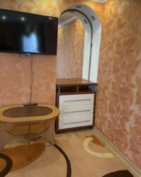 Здається простора 1-но кімнатна квартира в р-ні Вишенька. Гарний ремонт. фото 1 Здається простора 1-но кімнатна квартира в р-ні Вишенька. Гарний ремонт. фото 1