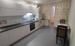 Здається сучасна 1-но кімнатна квартира на Поділлі. Все є. фото 1 Здається сучасна 1-но кімнатна квартира на Поділлі. Все є. фото 1