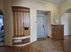 Здається 4-х кімнатна квартира в р-ні Ближнього Замостя. Добрий стан. Все є. фото 7 Здається 4-х кімнатна квартира в р-ні Ближнього Замостя. Добрий стан. Все є. фото 7