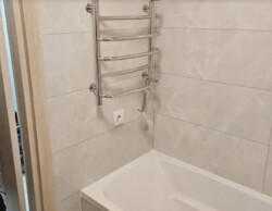   1   .  ,  Forest Home,  .  2