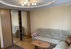 Здається 2-х кімнатна квартира. Р-н поділля. Все є, гарний стан. фото 8 Здається 2-х кімнатна квартира. Р-н поділля. Все є, гарний стан. фото 8