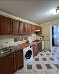 Здається 1-но кімнатна квартира в р-ні Вишенька. Гарний житловий стан. фото 1 Здається 1-но кімнатна квартира в р-ні Вишенька. Гарний житловий стан. фото 1