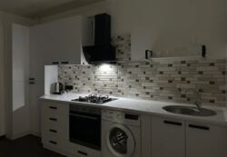 Здається 1-но кімнатна квартира, Люкс, все є, Центральна частина міста фото 15 Здається 1-но кімнатна квартира, Люкс, все є, Центральна частина міста фото 15