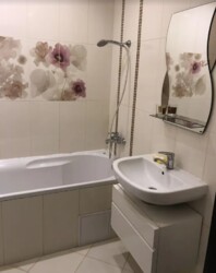 Здається 2-х кімнатна квартира в р-ні Поділлі. Гарна, житлова. фото 4 Здається 2-х кімнатна квартира в р-ні Поділлі. Гарна, житлова. фото 4