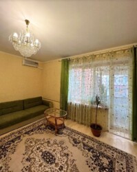 Оренда 3-кімнатної квартири в центрі. Гарний житловий стан фото 1 Оренда 3-кімнатної квартири в центрі. Гарний житловий стан фото 1