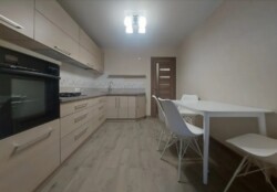 Здається в оренду 3-х кімнатна квартира в р-ні Ближнього Замостя. фото 4 Здається в оренду 3-х кімнатна квартира в р-ні Ближнього Замостя. фото 4