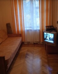 Здається 3-х кімнатна квартира в р-ні Вишенька, простий стан. фото 1 Здається 3-х кімнатна квартира в р-ні Вишенька, простий стан. фото 1