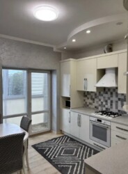 Оренда 2-х кімнатної квартири з новим ремонтом, технікой та меблями. фото 3 Оренда 2-х кімнатної квартири з новим ремонтом, технікой та меблями. фото 3