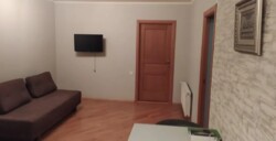 Здається 4-х кімнатна квартира в Ленінському районі. Гарний стан. Все є. фото 1 Здається 4-х кімнатна квартира в Ленінському районі. Гарний стан. Все є. фото 1