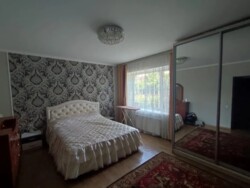 Здається 4-х кімнатна квартира в Замостянському районі. Все є. фото 1 Здається 4-х кімнатна квартира в Замостянському районі. Все є. фото 1