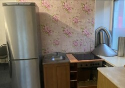 Здається 1-но кімнатна квартира в Центрі міста. Простий житловий стан. фото 5 Здається 1-но кімнатна квартира в Центрі міста. Простий житловий стан. фото 5