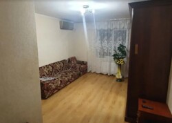 Здається 1-но кімнатна квартира в р-ні Вишенька. Все є, добрий стан. фото 4 Здається 1-но кімнатна квартира в р-ні Вишенька. Все є, добрий стан. фото 4