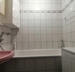  3-  . -  .    ,  .  7