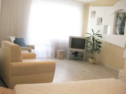 Здається 1-но кімнатна квартира в р-ні Фонтану Рошен. фото 2 Здається 1-но кімнатна квартира в р-ні Фонтану Рошен. фото 2