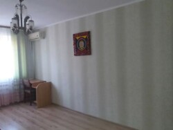 Здається 2-х кімнатна квартира в р-ні Вишенька. Нормальний житловий стан фото 3 Здається 2-х кімнатна квартира в р-ні Вишенька. Нормальний житловий стан фото 3