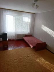 Здається 1-но кімнатна квартира в р-ні Вишенька, простий стан, все є. фото 1 Здається 1-но кімнатна квартира в р-ні Вишенька, простий стан, все є. фото 1