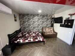 Здається 1-но кімнатна квартира на Тяжилові. Все є, житловий стан. фото 2 Здається 1-но кімнатна квартира на Тяжилові. Все є, житловий стан. фото 2