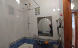 Здається 2-х кімнатна квартира в р-ні мед. університету. Простий житловий стан. фото 1 Здається 2-х кімнатна квартира в р-ні мед. університету. Простий житловий стан. фото 1