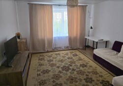 Здається 4-х кімнатна квартира в р-ні Слов'янка. Все є, добрий стан. фото 13 Здається 4-х кімнатна квартира в р-ні Слов'янка. Все є, добрий стан. фото 13