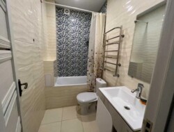 Здається 3-х кімната квартира, гарний стан. Центр фото 4 Здається 3-х кімната квартира, гарний стан. Центр фото 4