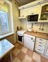 Здається 1-но кімнатна квартира в р-ні ринку Урожай. Гарний стан. фото 5 Здається 1-но кімнатна квартира в р-ні ринку Урожай. Гарний стан. фото 5