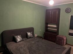 Здається 2-х кімнатна квартира в р-ні Книжки, центральна частина міста, все є, нормальний стан. фото 1 Здається 2-х кімнатна квартира в р-ні Книжки, центральна частина міста, все є, нормальний стан. фото 1