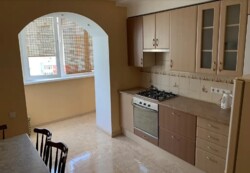 Здається 2-х кімнатна квартира. Р-н поділля. Все є, гарний стан. фото 7 Здається 2-х кімнатна квартира. Р-н поділля. Все є, гарний стан. фото 7