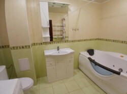 Оренда 4-х кімнатної квартири в Центрі міста. Гарний стан. фото 15 Оренда 4-х кімнатної квартири в Центрі міста. Гарний стан. фото 15