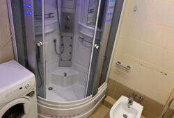 Здається 2-х кімнатна квартира. Р-н поділля. Все є, гарний стан. фото 14 Здається 2-х кімнатна квартира. Р-н поділля. Все є, гарний стан. фото 14