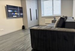 Здається 1-но кімнатна квартира в р-ні Академічний. Ремонт, техніка , меблі. фото 1 Здається 1-но кімнатна квартира в р-ні Академічний. Ремонт, техніка , меблі. фото 1