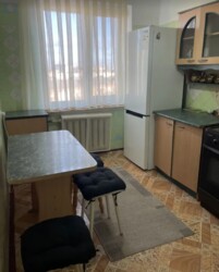 Здається 3-х кімнатна квартира. Р-н Слов'янка. Нормальний стан. Все є фото 2 Здається 3-х кімнатна квартира. Р-н Слов'янка. Нормальний стан. Все є фото 2