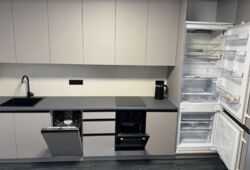 Здається 1-но кімнатна квартира в р-ні Академічний. Ремонт, техніка , меблі. фото 12 Здається 1-но кімнатна квартира в р-ні Академічний. Ремонт, техніка , меблі. фото 12