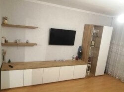  -  .    ,  . - ' (. ).  4