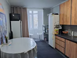 Оренда 3-кімнатної квартири на Тяжилові! Гарний стан, все є фото 2 Оренда 3-кімнатної квартири на Тяжилові! Гарний стан, все є фото 2