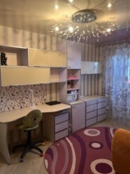 Здається 2-х кімнатна квартира в р-ні Замостянському. Все є, житлова. фото 1 Здається 2-х кімнатна квартира в р-ні Замостянському. Все є, житлова. фото 1