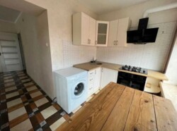 Здається 3-х кімната квартира, гарний стан. Центр фото 1 Здається 3-х кімната квартира, гарний стан. Центр фото 1