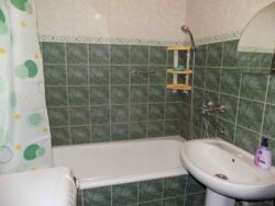  3-  . -  .    ,    8