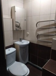 Здається 2-х кімнатна квартира в р-ні Вишенька. Все є. Гарний стан. фото 7 Здається 2-х кімнатна квартира в р-ні Вишенька. Все є. Гарний стан. фото 7