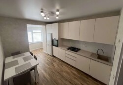 Здається 2-х кімнатна квартира в ЖК Польовий. Новий ремонт. Все є. фото 16 Здається 2-х кімнатна квартира в ЖК Польовий. Новий ремонт. Все є. фото 16