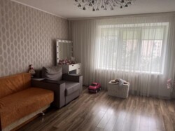 Здається 2-х кімнатна квартира в р-ні Замостянському. Все є, житлова. фото 3 Здається 2-х кімнатна квартира в р-ні Замостянському. Все є, житлова. фото 3