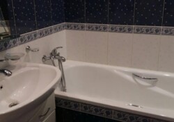 Здається в оренду 3-х кімнатна квартира в р-ні Вишенька. Все є. Добрий стан фото 12 Здається в оренду 3-х кімнатна квартира в р-ні Вишенька. Все є. Добрий стан фото 12