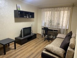 Здається 1-но кімнатна квартира в Центрі міста. Все є, добрий стан. фото 1 Здається 1-но кімнатна квартира в Центрі міста. Все є, добрий стан. фото 1