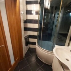 Здається 2-х кімнатна квартира з технікою та меблями. Р-н Слов'янка фото 8 Здається 2-х кімнатна квартира з технікою та меблями. Р-н Слов'янка фото 8