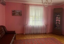 Здається 2-х кімнатна квартира в Центрі міста. Гарний ремонт фото 3 Здається 2-х кімнатна квартира в Центрі міста. Гарний ремонт фото 3