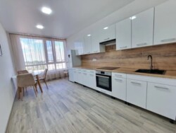 Здається 1-но кімнатна квартира в ЖК Лісопарковий, р-н Слов'янка. фото 2 Здається 1-но кімнатна квартира в ЖК Лісопарковий, р-н Слов'янка. фото 2