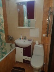 Здається 2-х кімнатна квартира в Центрі міста. Добрий стан, все є. фото 3 Здається 2-х кімнатна квартира в Центрі міста. Добрий стан, все є. фото 3